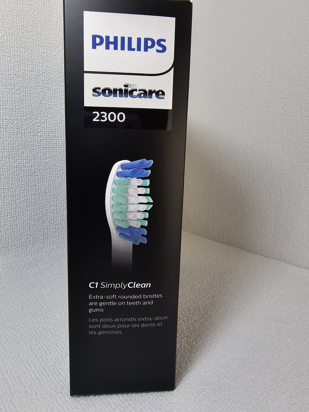 Philips Sonicare 2300 Electric Toothbrush Pair in White & Black - Picture 5 of 9